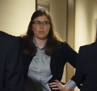 color-grading-short-film-conversationp-in-hallway