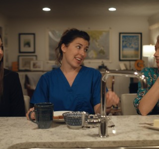 color-grading-short-film-women-sitting-at-kitchen-counter